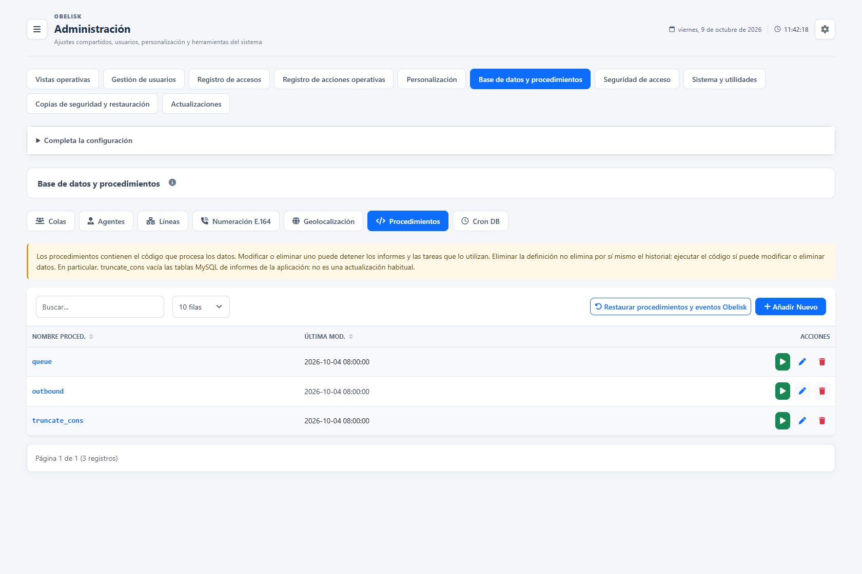 Base de datos y catálogos — Procedimientos de informes — Tema claro